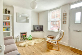 Cosy town house near The Castle Pass The Keys